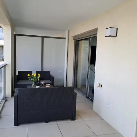 Nice T2 - Near Park Appartement *